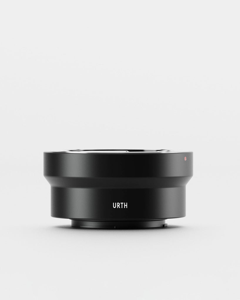 Urth Olympus OM to Fujifilm X Lens Mount Adapter | Urth UK